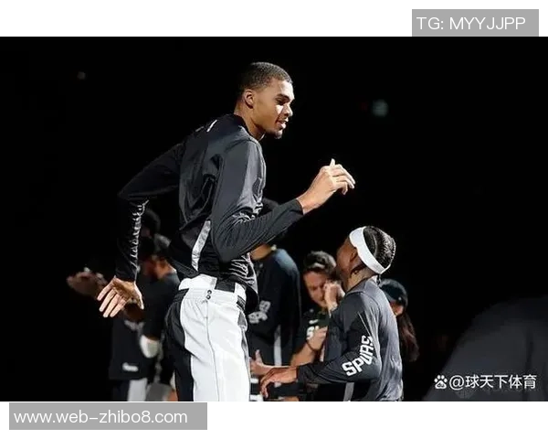 文班亚马新秀赛季表现惊艳场均20分10篮板3盖帽引领联盟新星潮流